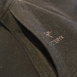 Arcteryx Mens Wool Black Jacket (Medium)